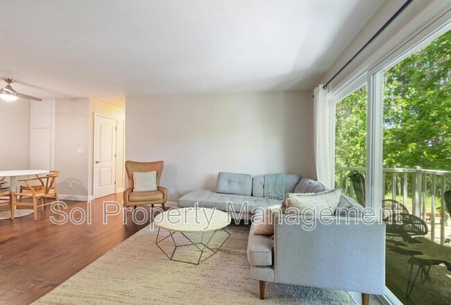 Building Photo - 755 14th Avenue - 216