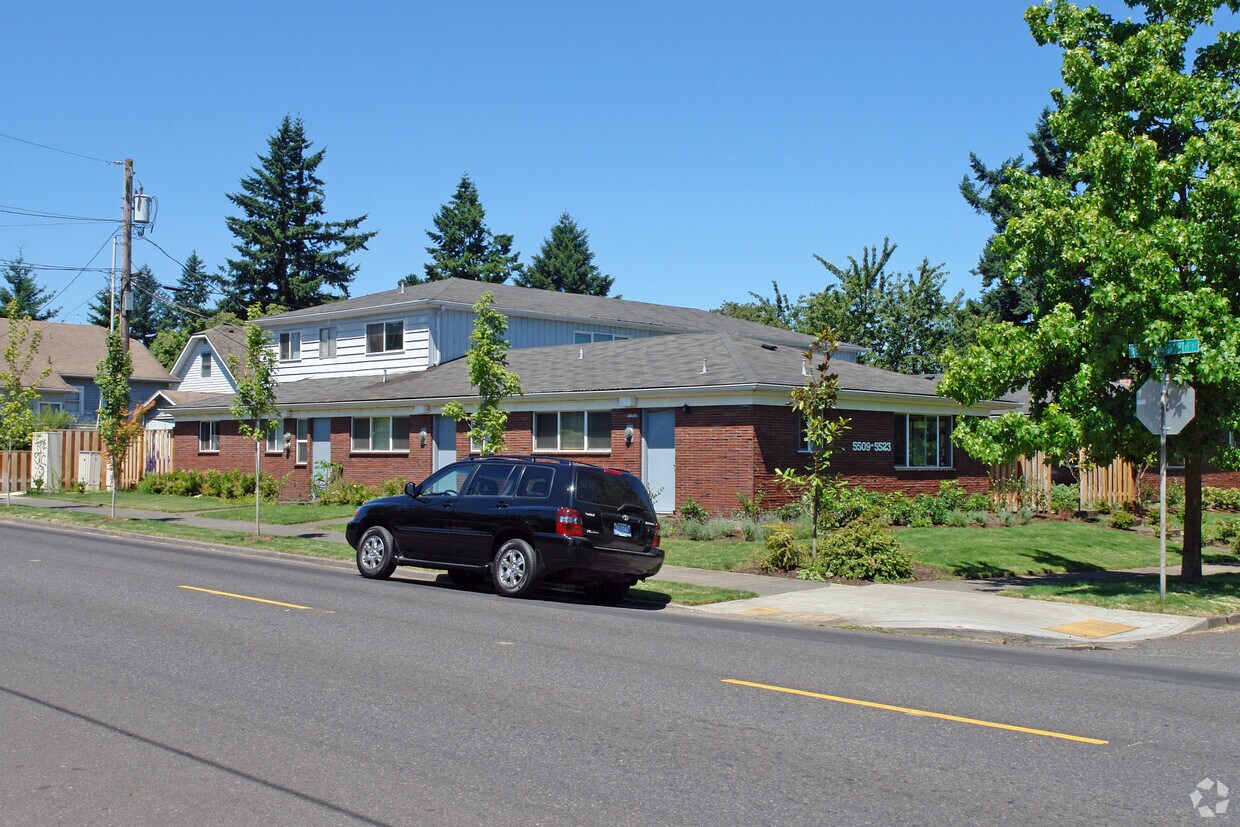 Building Photo - 5509-5523 NE 29th Ave