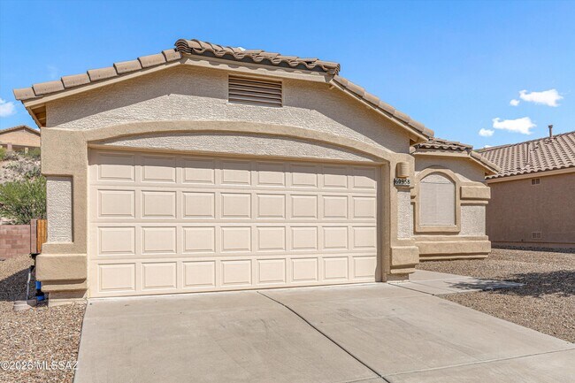 Foto del edificio - 60958 Cantle Ct
