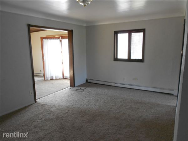 Foto del edificio - 6938 Lapeer Rd