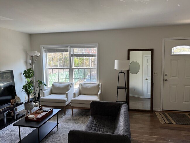 Foto del edificio - 233 Fairfield Ave