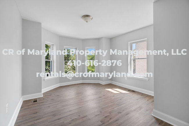 Building Photo - WAITLIST APPLICATIONS ONLY