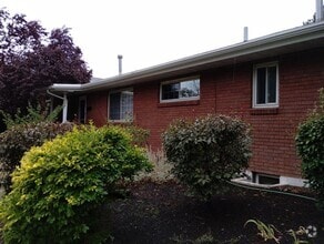 Building Photo - 1400 S 2100 E