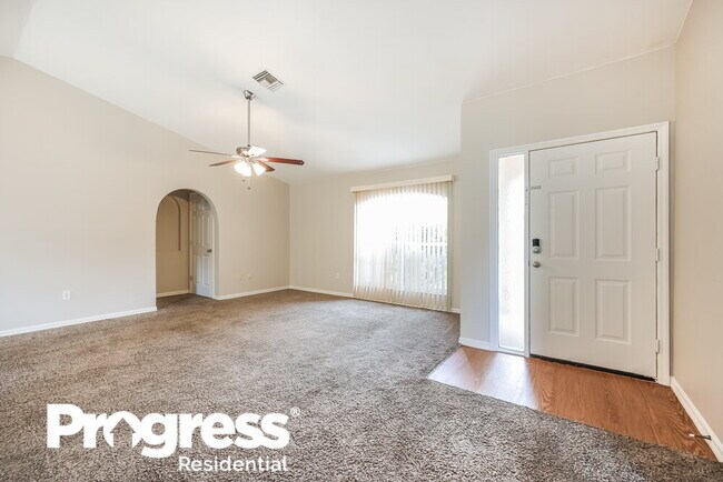 Building Photo - 15585 Spring Line Ln