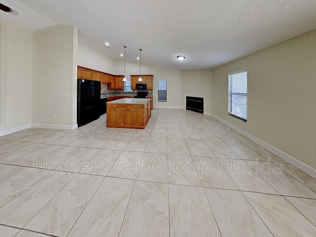 Building Photo - 1320 Noell Blvd