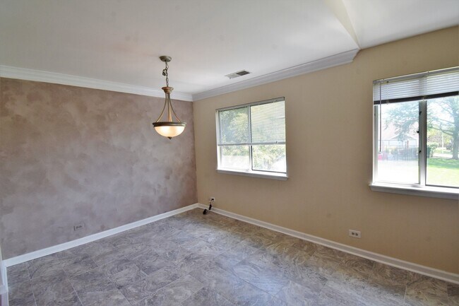 Foto del edificio - 607 Stone Cir Ct