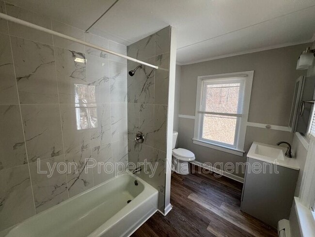 Building Photo - 34 N. Third Ave