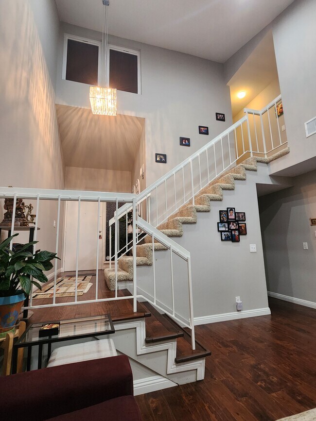 Building Photo - 6504 E Camino Vista