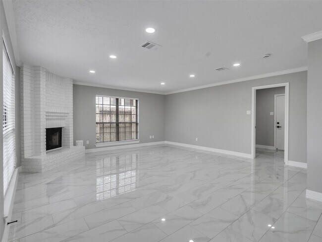 Foto del edificio - 1730 Pilgrim Journey Dr