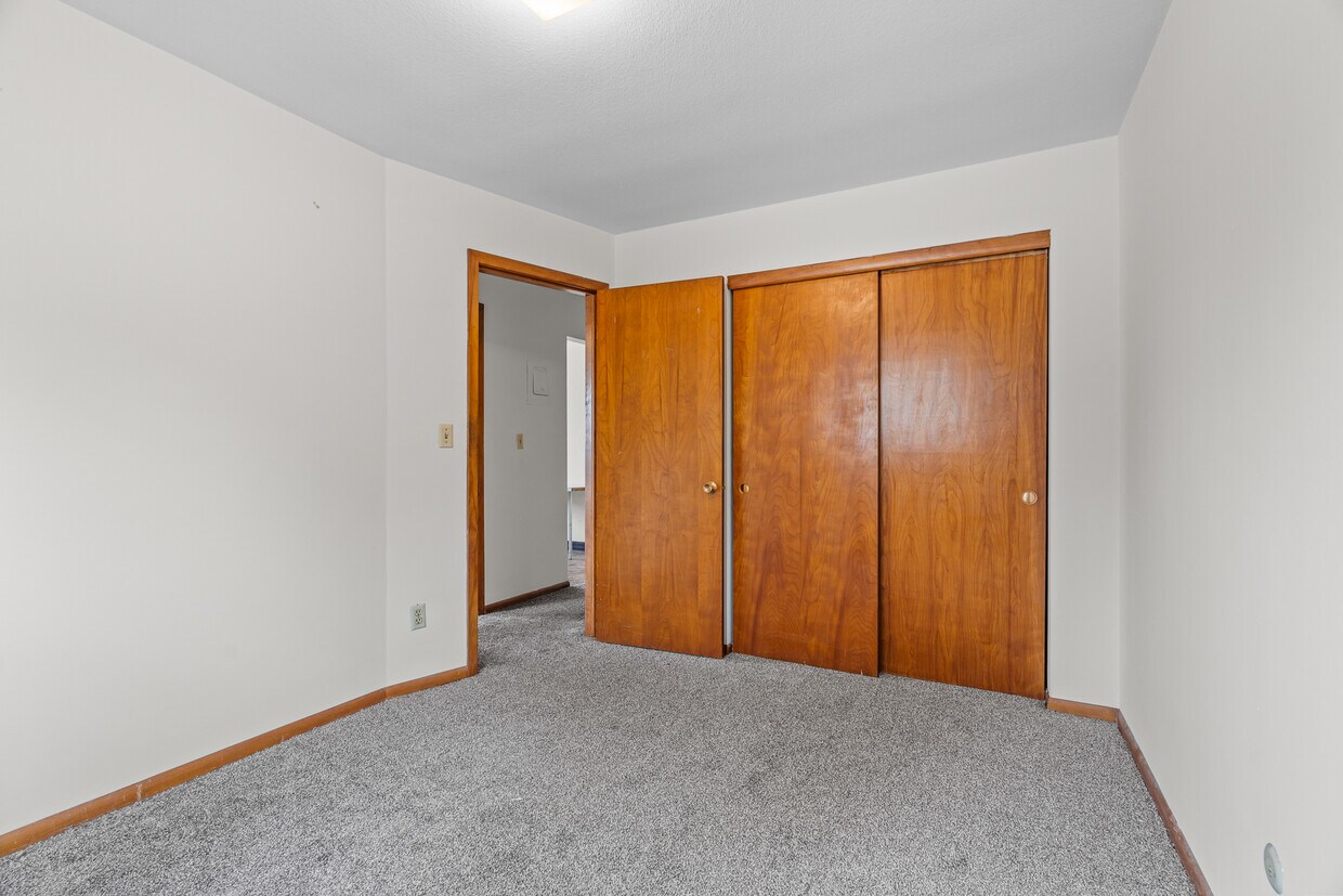 Foto del edificio - English Manor