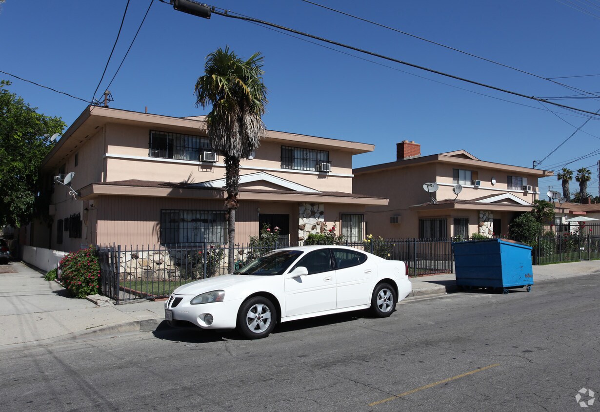 Building Photo - 6239-6245 Gifford Ave