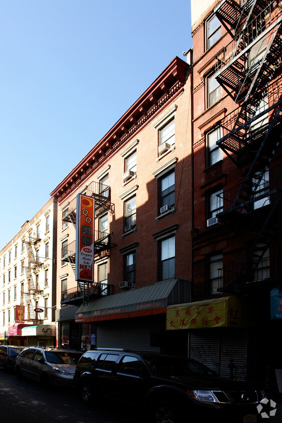 Primary Photo - 105-107 Eldridge St