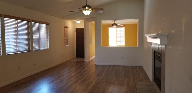 Building Photo - 9391 Granite Falls Ct