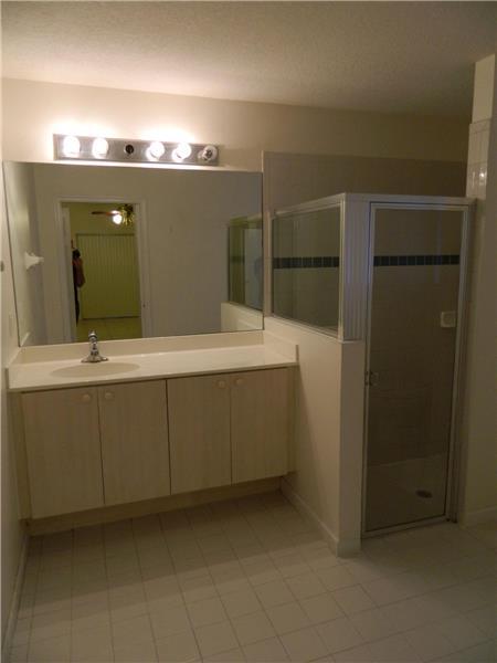 Building Photo - 6069 Azalea Cir