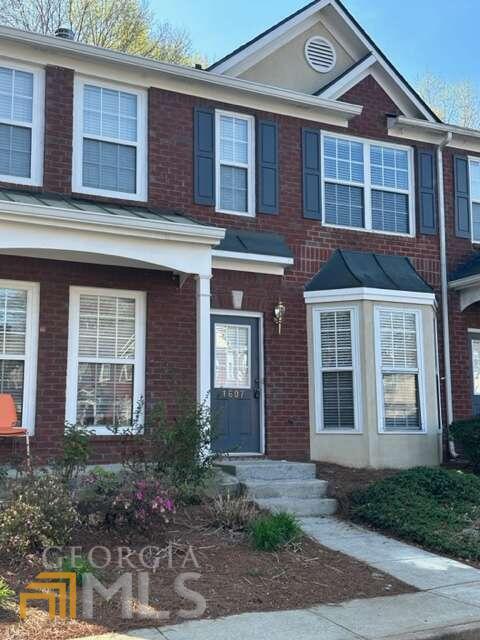 Primary Photo - 1607 Cove Creek Cir