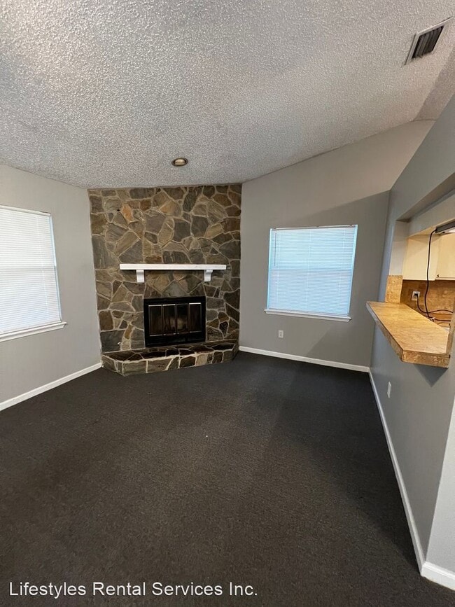 Building Photo - 4 br, 2 bath House - 11810 Mallard Lane