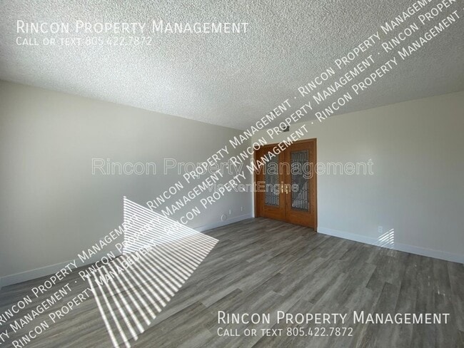 Building Photo - 555 Skyline Rd