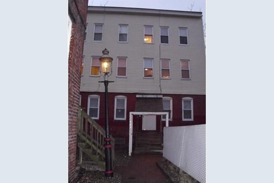 Building Photo - 309-311 Sumner St