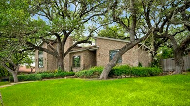 Building Photo - 3410 Hunters Walk