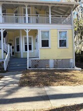 Building Photo - 32 SE 9th Ave