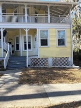 Building Photo - 32 SE 9th Ave