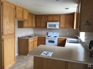 Building Photo - 1468 Andrew Dr