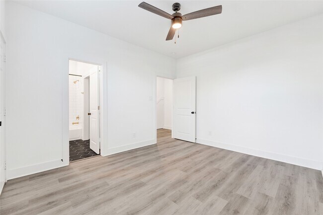Foto del edificio - 4604 Indie Hts Ln
