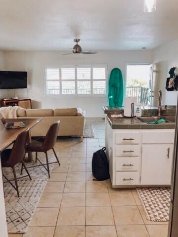 Primary Photo - 305 S Sierra Ave