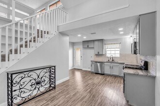 Building Photo - 19011 Sandia Pines Dr