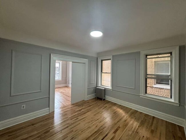 Building Photo - 242 Claremont Ave