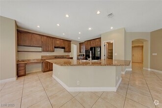Building Photo - 29 Crown Valley Dr