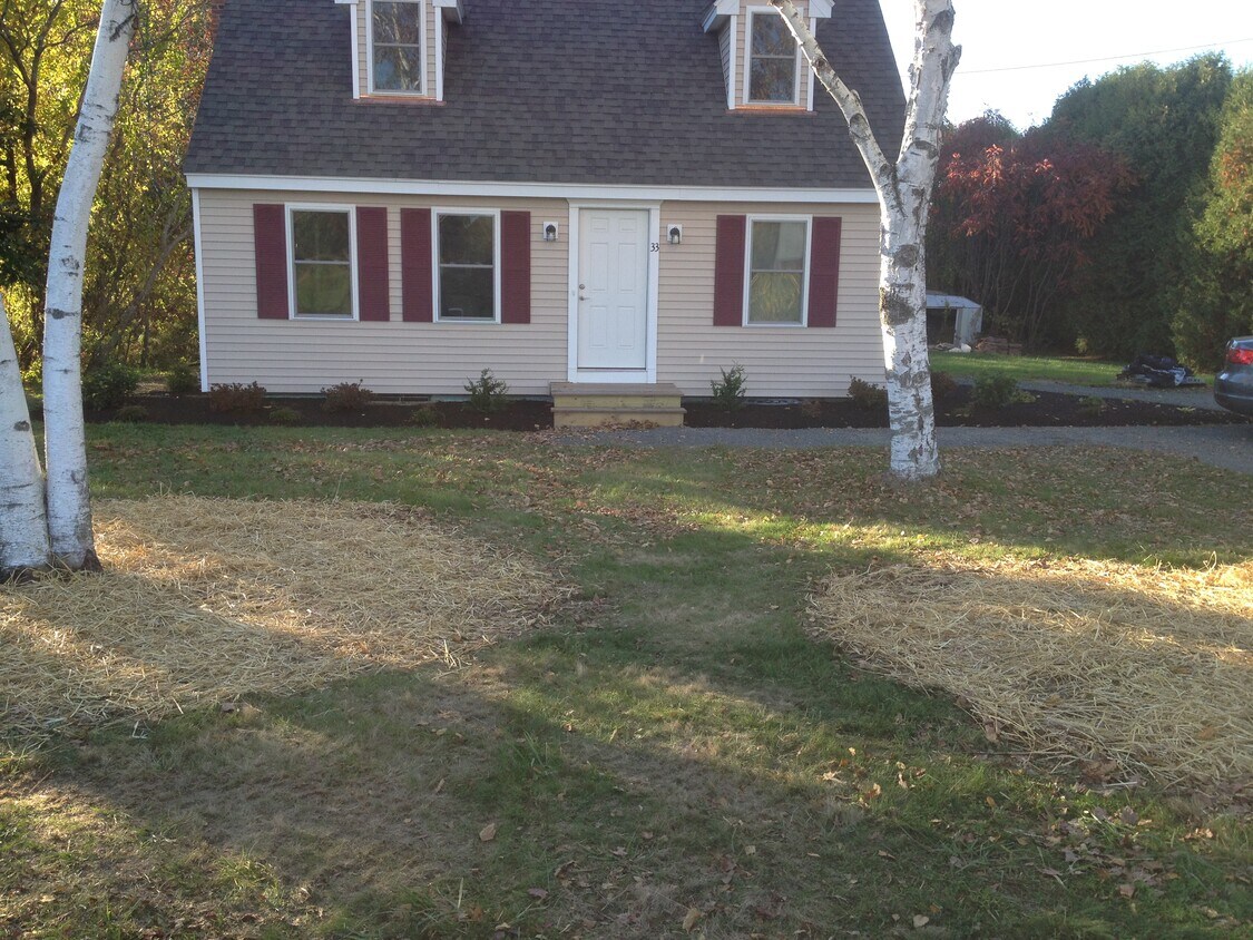 Primary Photo - 33 Russell St