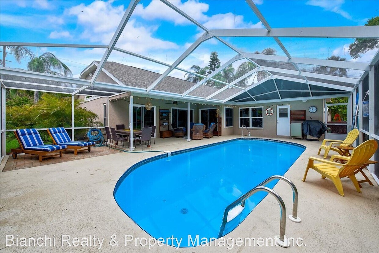Primary Photo - 3 br, 2.5 bath House - 620 Seaside Drive