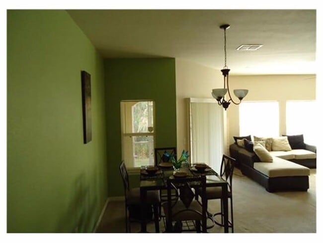 Building Photo - nice townhouse in New Tampa