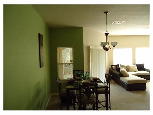 Foto del edificio - nice townhouse in New Tampa