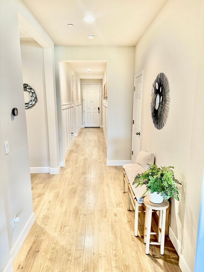 Building Photo - 4-Bedroom Clovis Home on Large Corner Lot ...