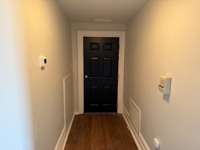 Building Photo - 234 Locust St