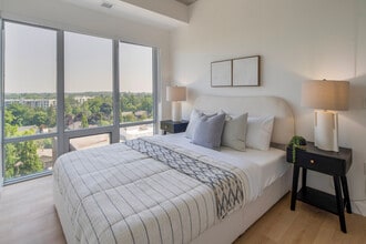 Building Photo - Giorgio