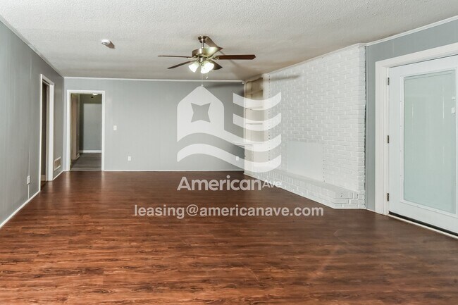 Foto del edificio - 135 Latonea Dr