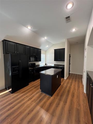 Building Photo - 5300 Lily Dr