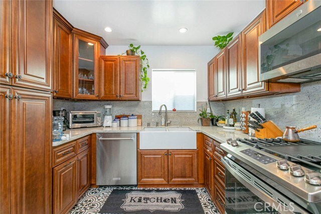 Foto principal - 1236 N Columbus Ave