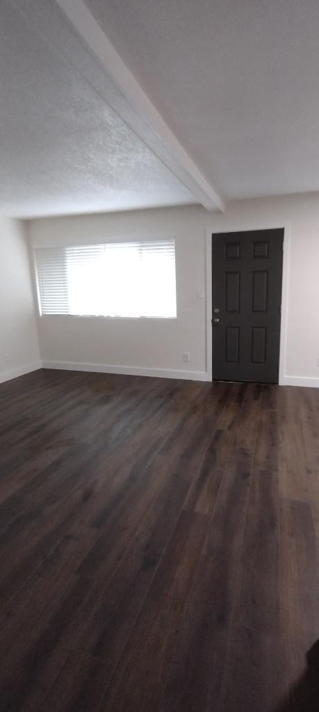 Building Photo - 3 bedroom in PHOENIX AZ 85009