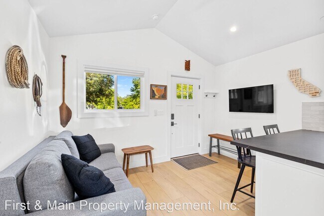 Building Photo - 1 br, 1 bath House - 19A Packard Court