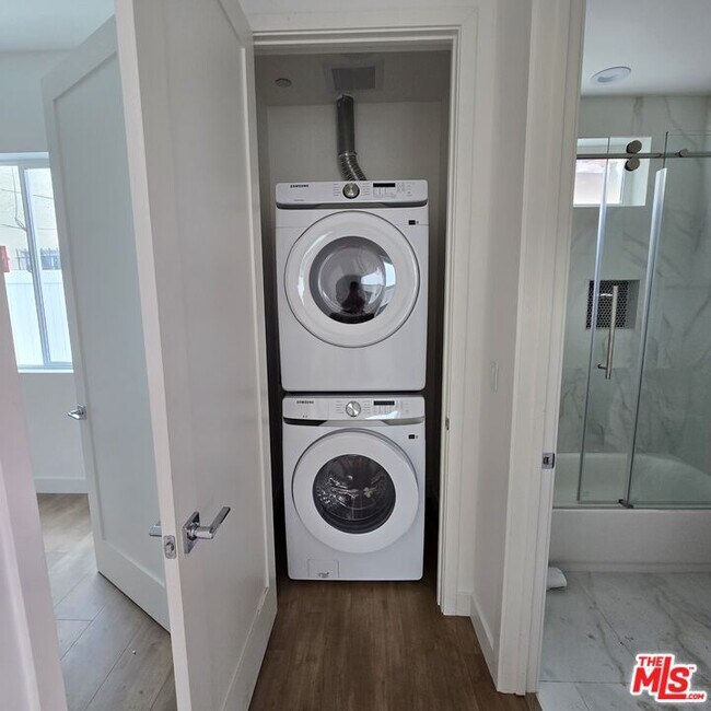 Foto del edificio - 2109 S West View St