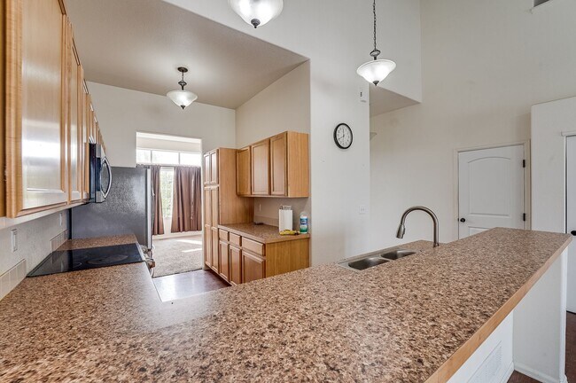 Foto del edificio - Beautiful 4 bed 3.5 Bath House in NE Fort Collins!