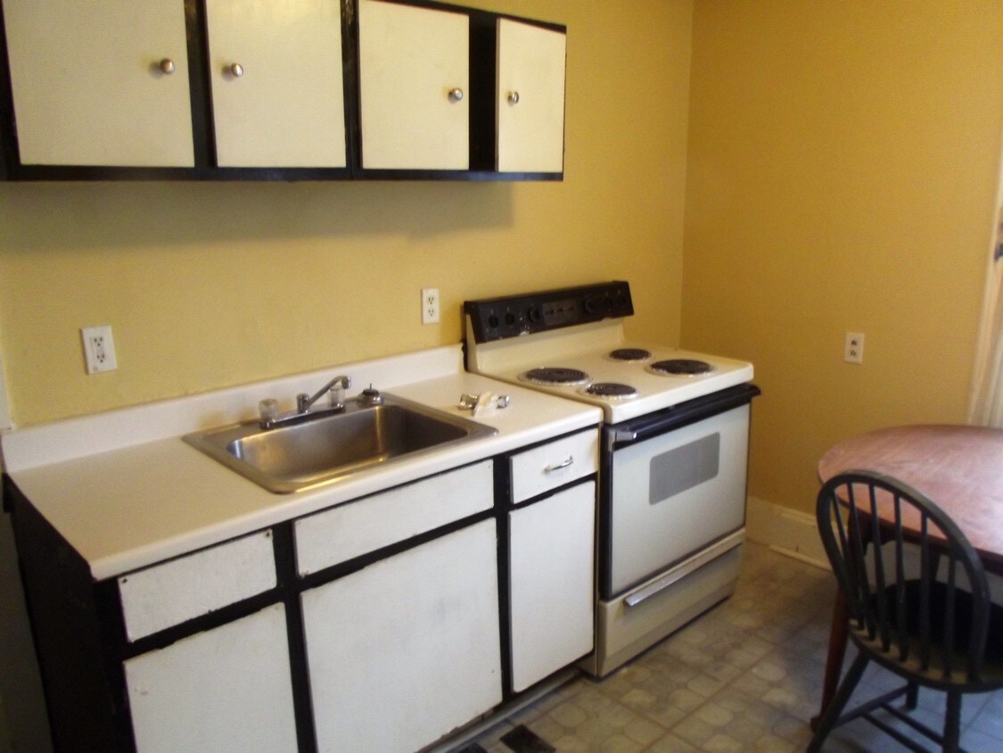 861 Congress St, Portland, ME 04102 Apartments in Portland, ME