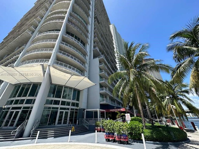 Building Photo - 690 SW 1st Ct