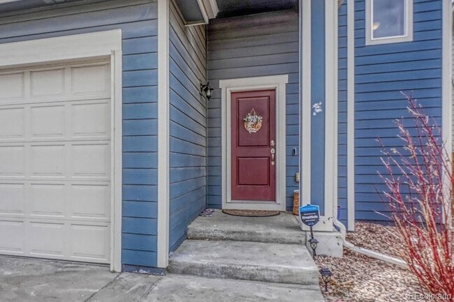 Building Photo - 10447 Kalama Dr