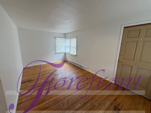Building Photo - 1120 S Willow St