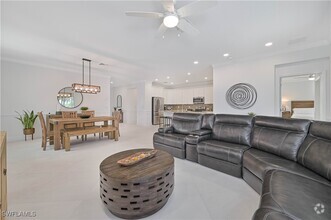 Building Photo - 15550 Pascolo Ln